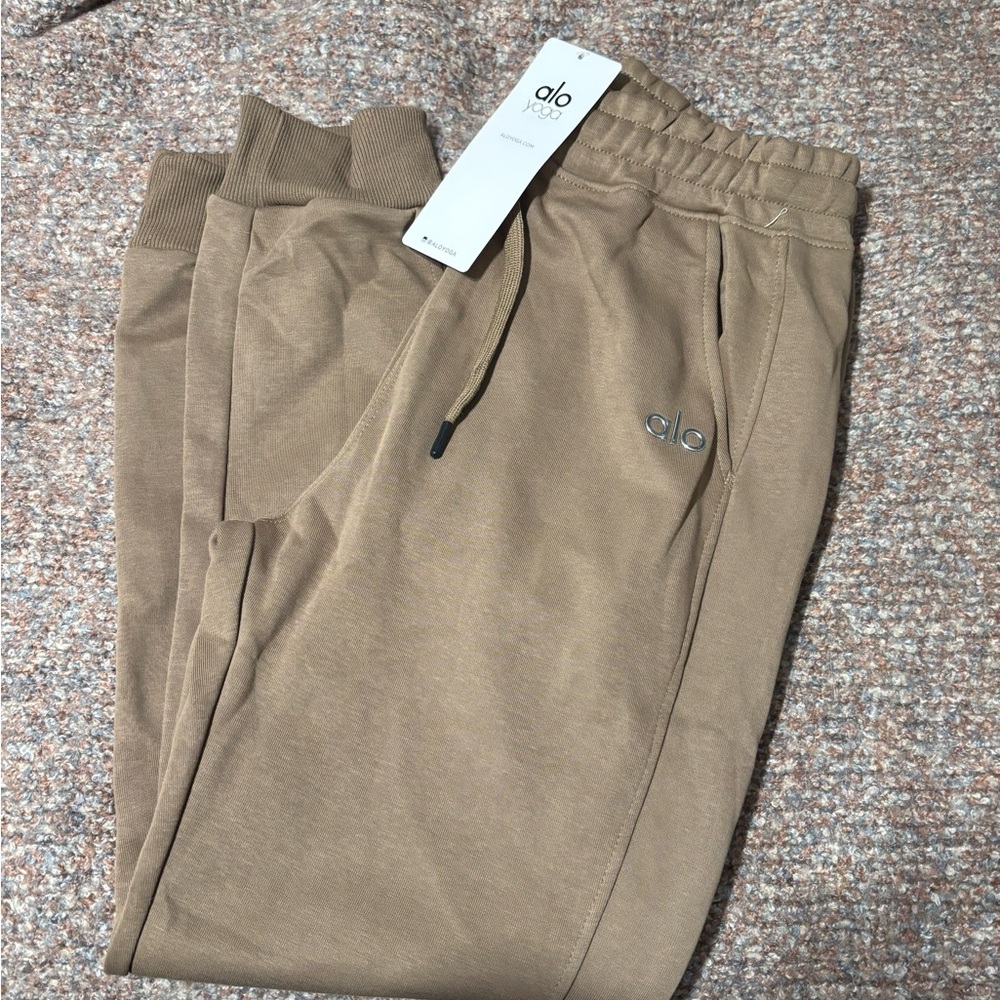 alo jogger sweatpants